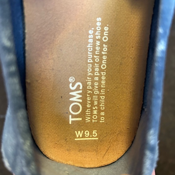 womens toms 9.5 - Picture 5 of 5